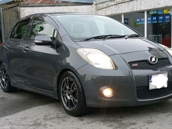 Toyota Vitz Hatchback, Petrol, 2008, Grey