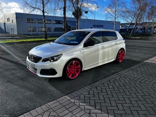 Peugeot 308 Hatchback, Petrol, 2018, White