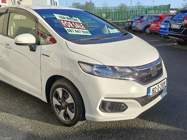 Honda Fit Hatchback, Petrol Hybrid, 2018, White