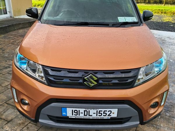 Suzuki Vitara SUV, Diesel, 2019, Orange
