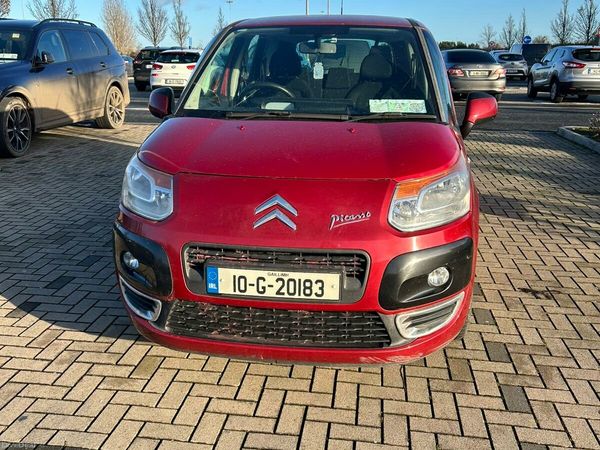 Citroen C3 Picasso MPV, Diesel, 2010, Red