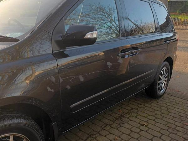 Kia Sedona MPV, Diesel, 2012, Black