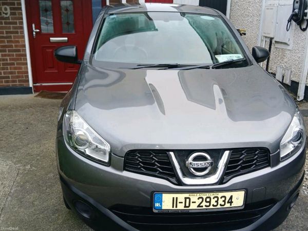 Nissan Qashqai Hatchback, Petrol, 2011, Grey