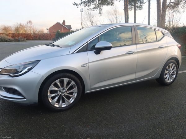 Opel Astra Hatchback, Diesel, 2017, Grey