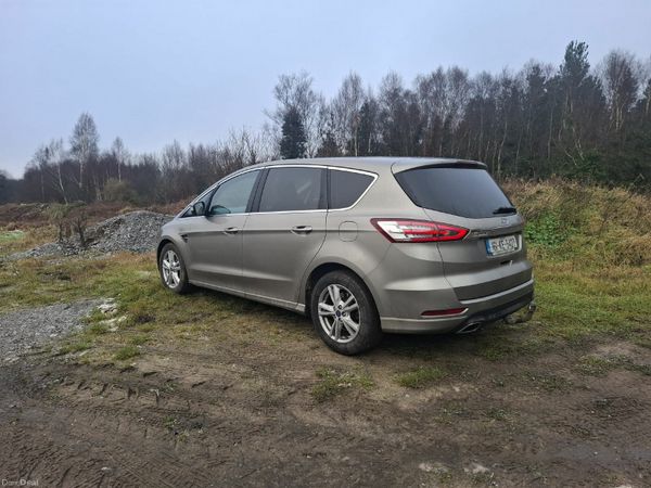Ford S-Max MPV, Diesel, 2016, Silver