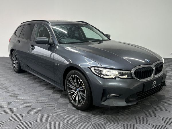 BMW 3-Series Estate, Petrol Hybrid, 2022, Grey