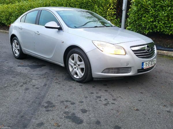 Opel Insignia Hatchback, Diesel, 2011, Silver