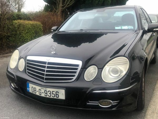 Mercedes-Benz E-Class Saloon, Diesel, 2008, Black