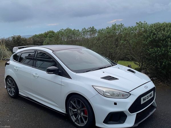 Ford Focus Hatchback, Diesel, 2015, White