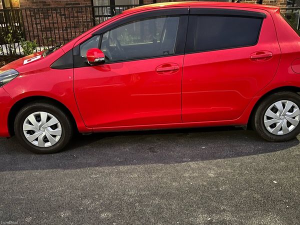 Toyota Vitz Hatchback, Petrol, 2015, Red