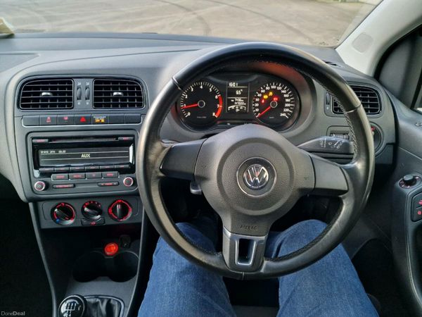 Volkswagen Polo Hatchback, Petrol, 2013, Black