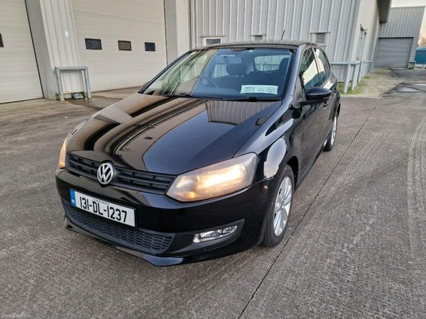 Volkswagen Polo Hatchback, Petrol, 2013, Black