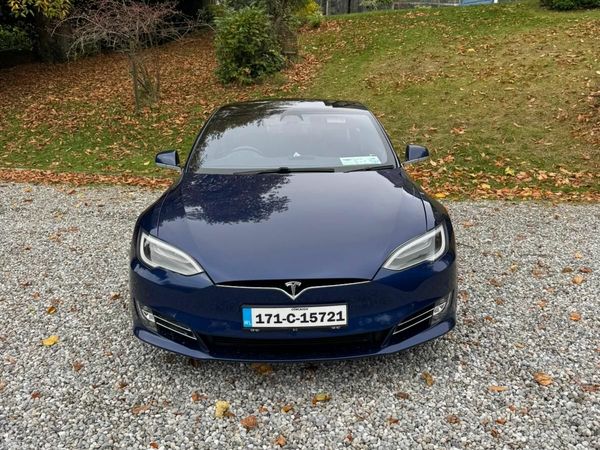 Tesla Model S Hatchback, Electric, 2017, Blue