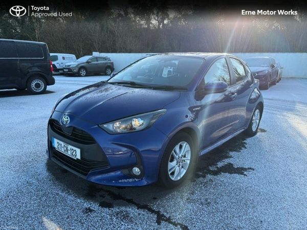 Toyota Yaris Hatchback, Petrol Hybrid, 2021, Blue