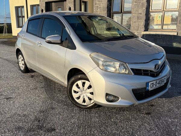 Toyota Vitz Hatchback, Petrol, 2013, Silver