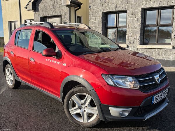 Dacia Sandero Stepway Hatchback, Petrol, 2016, Red