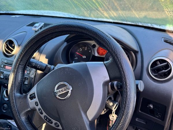 Nissan Qashqai Hatchback, Diesel, 2008, Black