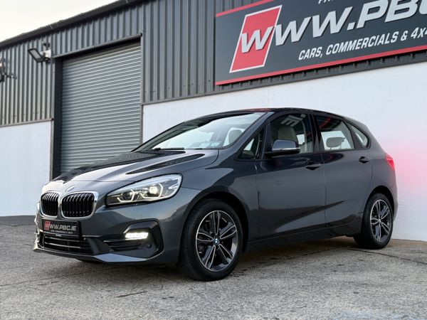 BMW 2-Series Estate/Jeep, Petrol, 2021, Grey