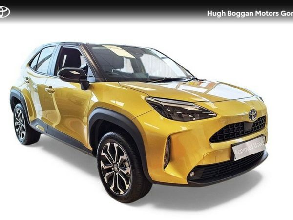 Toyota Yaris Cross Hatchback, Petrol Hybrid, 2023, Yellow