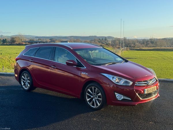 Hyundai i40 Estate/Jeep, Diesel, 2015, Red