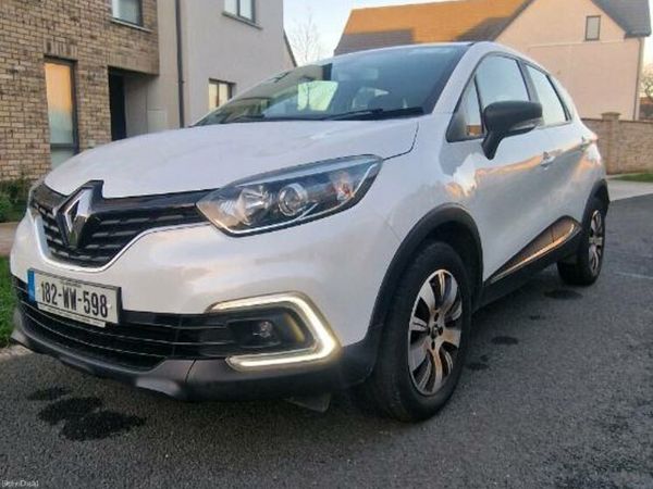 Renault Captur Hatchback, Petrol, 2018, White