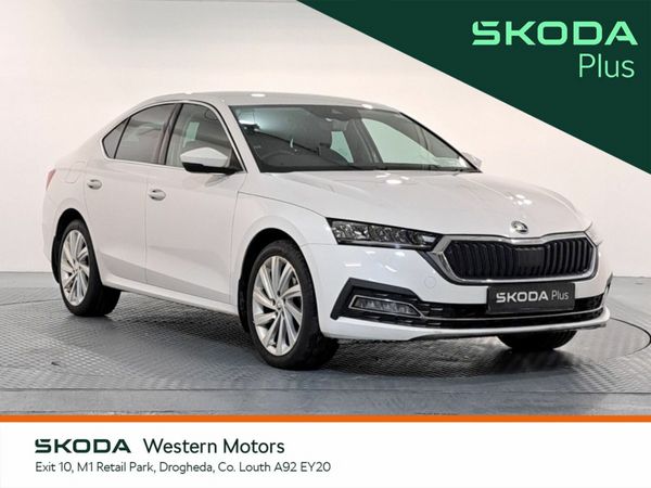 Skoda Octavia Saloon, Petrol, 2021, White