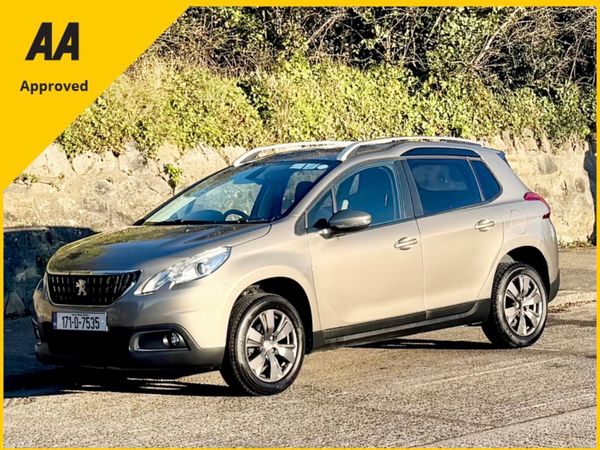 Peugeot 208 Hatchback, Petrol, 2017, White