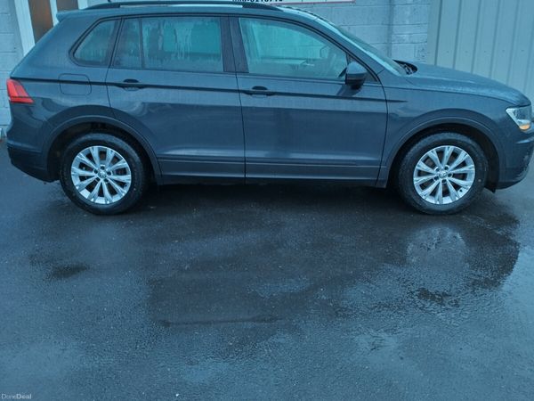 Volkswagen Tiguan SUV, Diesel, 2018, Grey