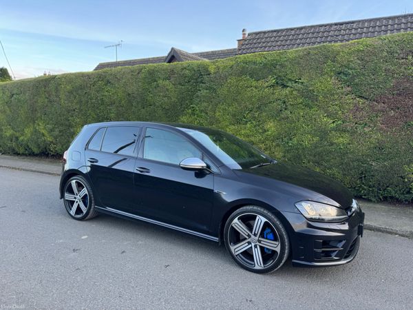 Volkswagen Golf Estate, Petrol, 2016, Black