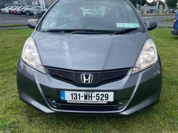 Honda Jazz Hatchback, Petrol, 2013, Grey