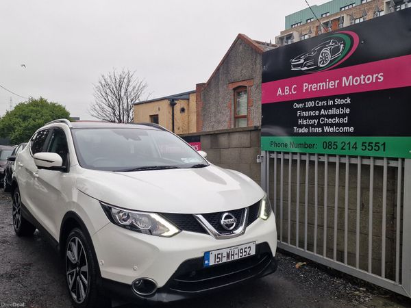 Nissan Qashqai Hatchback, Diesel, 2015, White