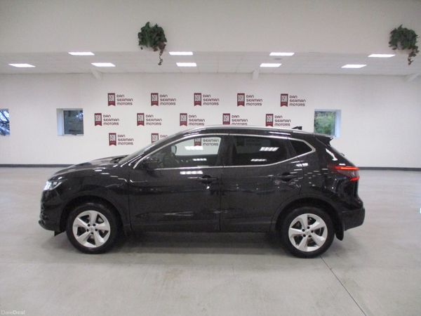 Nissan Qashqai MPV, Diesel, 2018, Black