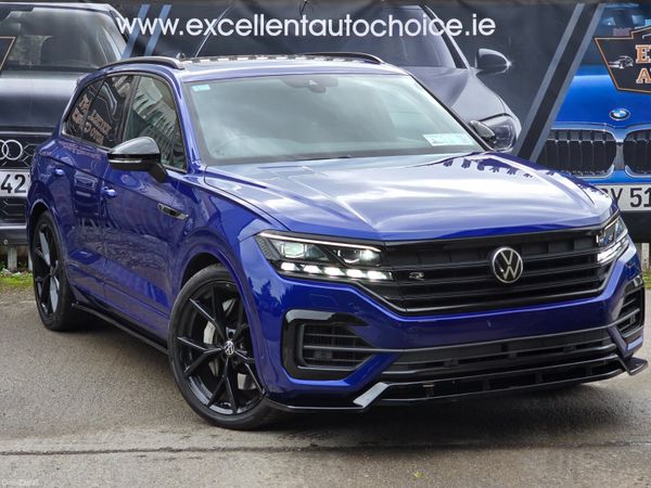 Volkswagen Touareg SUV, Petrol Plug-in Hybrid, 2023, Blue