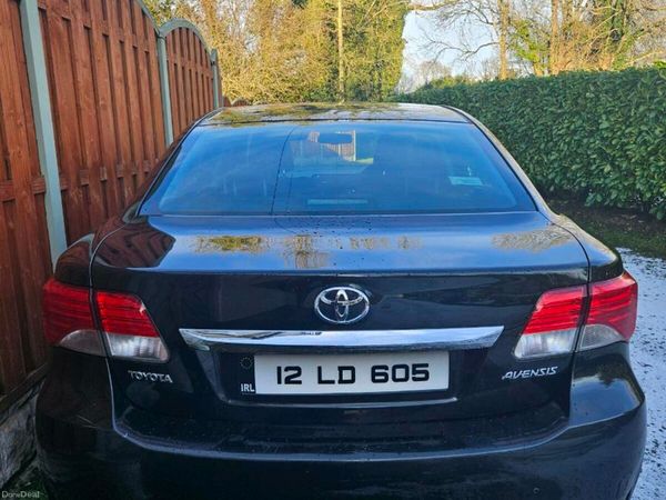 Toyota Avensis Saloon, Diesel, 2012, Black