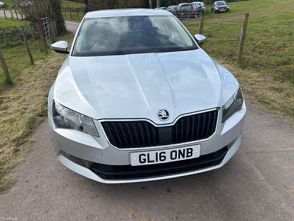 Skoda Superb Hatchback, Diesel, 2016, Silver