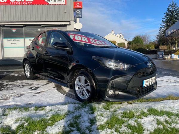 Toyota Yaris Hatchback, Petrol, 2022, Black
