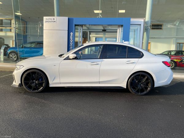 BMW 3-Series Saloon, Diesel, 2019, White