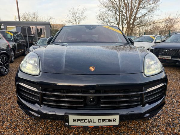 Porsche Cayenne Coupe, Petrol Hybrid, 2023, Blue