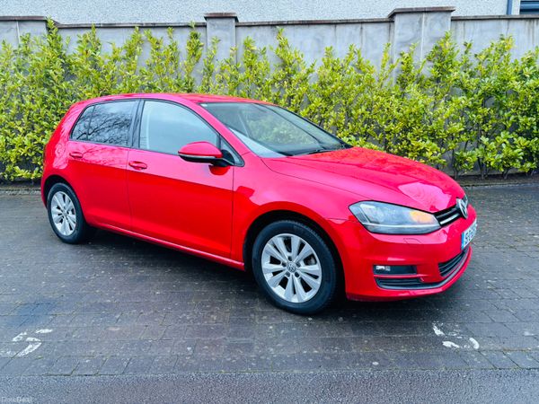 Volkswagen Golf Hatchback, Petrol, 2015, Red