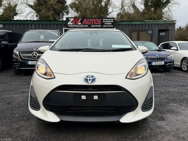 Toyota Aqua Hatchback, Petrol Hybrid, 2019, White