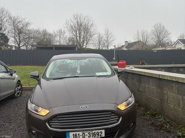 Ford Mondeo Hatchback, Diesel, 2016, Grey