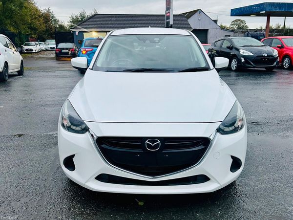 Mazda Demio MPV, Petrol, 2017, White