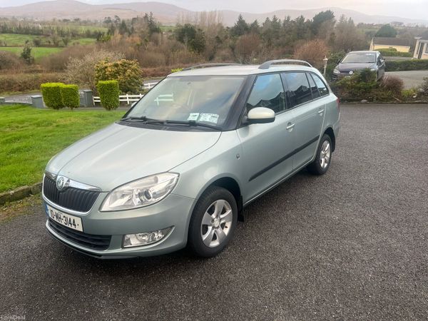 Skoda Fabia Estate/Jeep, Petrol, 2010, Green