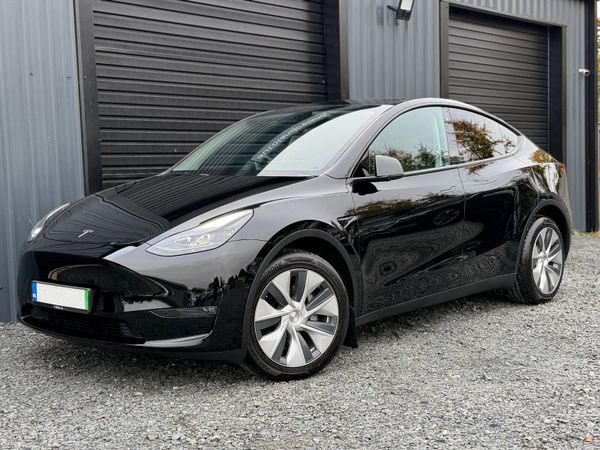 Tesla Model Y SUV, Electric, 2023, Black