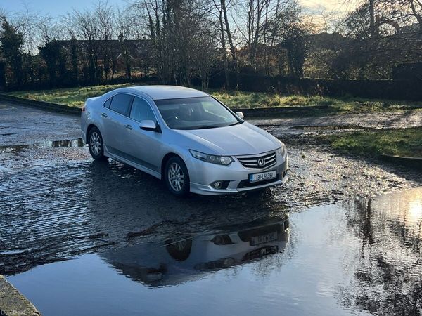 Honda Accord Saloon, Diesel, 2013, Grey