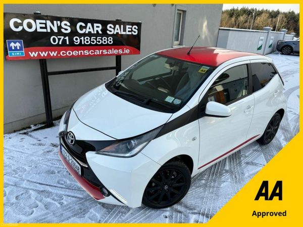 Toyota Aygo Hatchback, Petrol, 2017, White