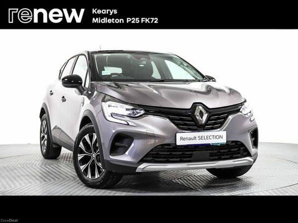 Renault Captur SUV, Petrol, 2023, Grey