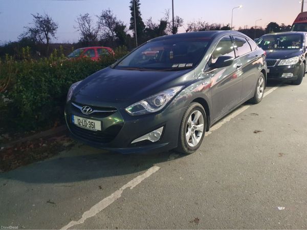 Hyundai i40 Saloon, Diesel, 2012, Grey