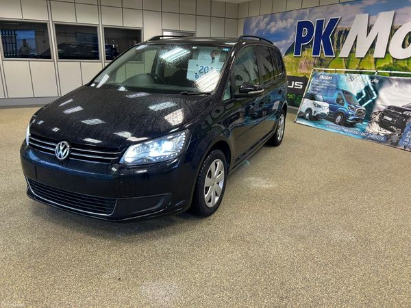 Volkswagen Touran Hatchback, Petrol, 2015, Black