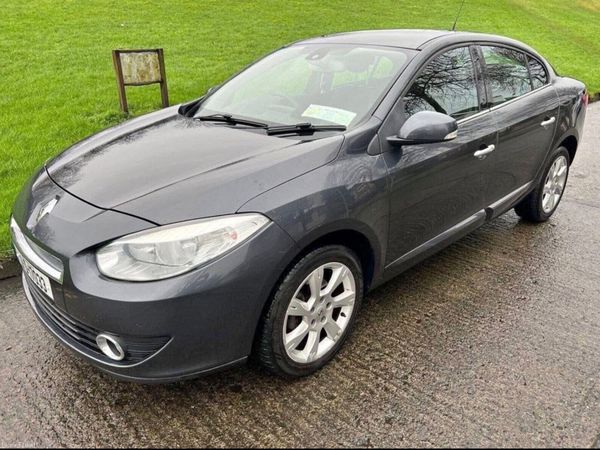 Renault Fluence Saloon, Diesel, 2012, Grey